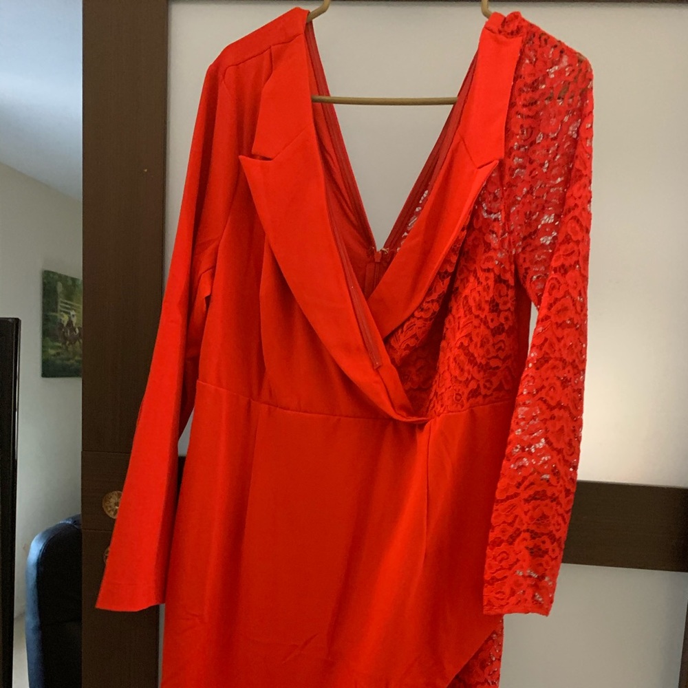NWOT never worn Venus dress